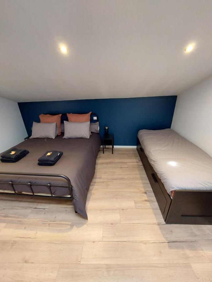 Emilie Une Nuit - 3 Chambres Au 2E Etage - Maison Avec Chats Vandieres  Zewnętrze zdjęcie